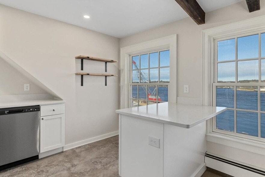 Building Photo - 205 Market, 5