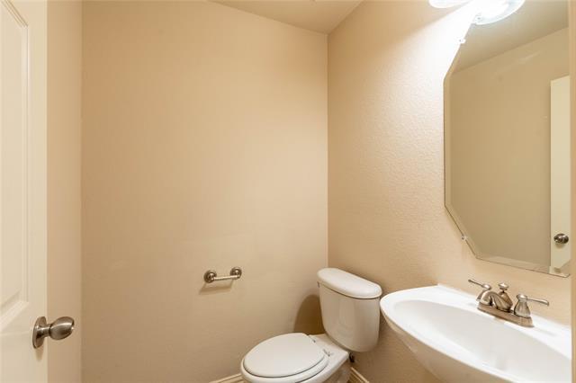 Building Photo - 2824 Gooseberry Dr