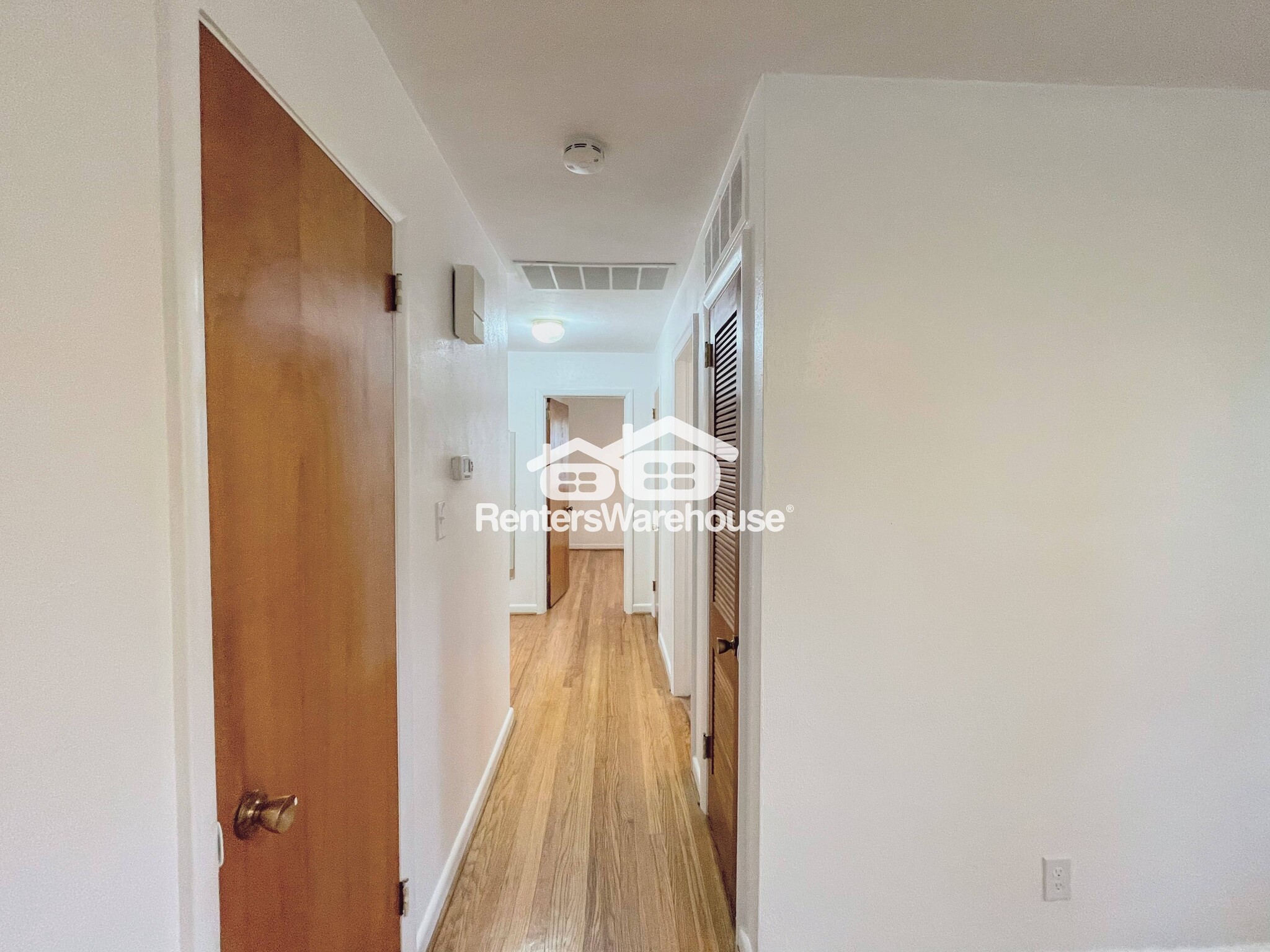 Building Photo - 4837 Milan Dr