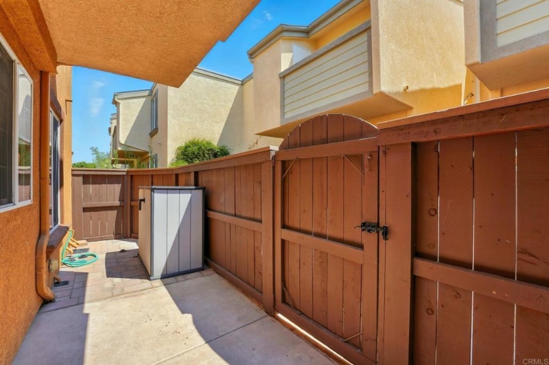 Building Photo - 5252 Balboa Arms Dr