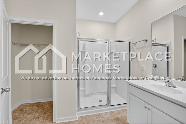 Building Photo - 305 Eclipse Ln