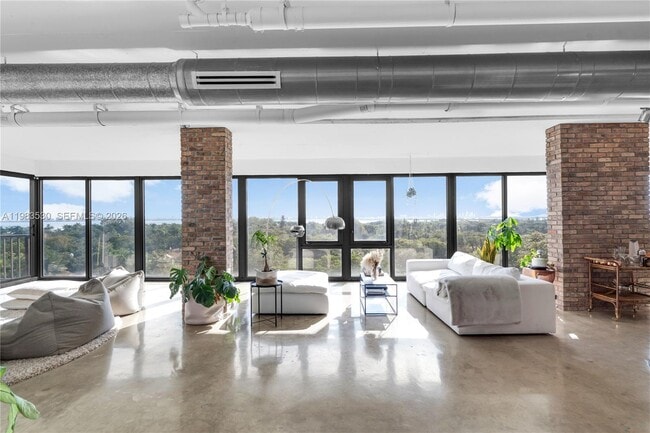 Building Photo - 5701 Biscayne Blvd