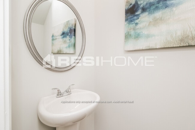 Building Photo - 475 Oakwood Dr NW