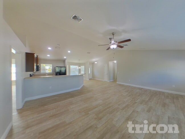 Building Photo - 22404 Cheryl Ave