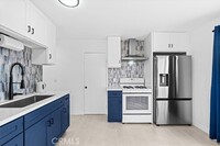 Building Photo - 1099 Bonita St