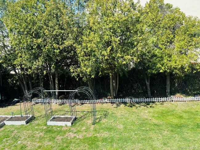 Building Photo - 21 Keats Ct