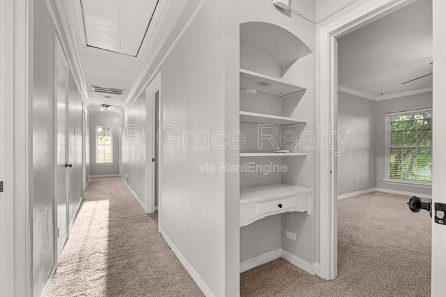 Building Photo - 1308 White River Dr