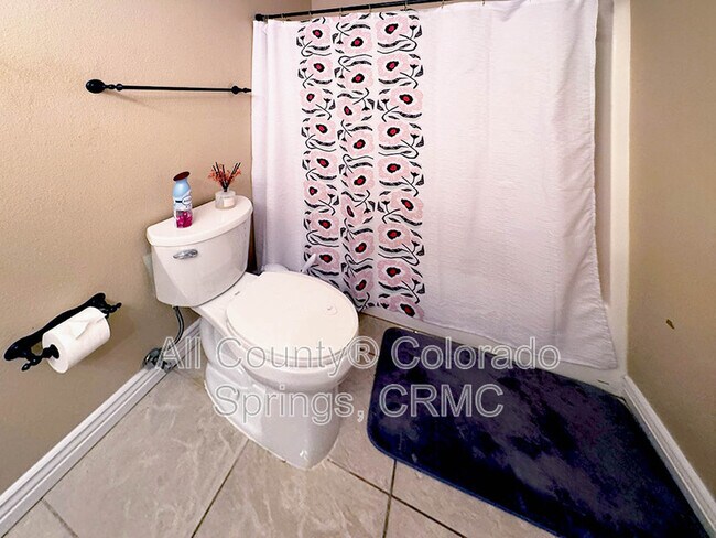 Building Photo - 2970 Haystack Dr