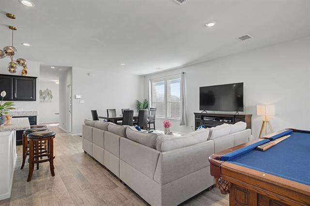 Building Photo - 8913 Oil Barron Ave