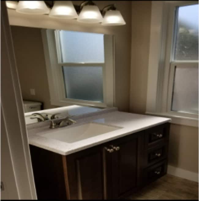 Building Photo - Lovely 2 Bed/2 Bath Home
