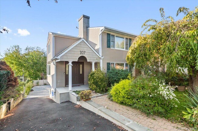 Primary Photo - 107 Lincoln Ave