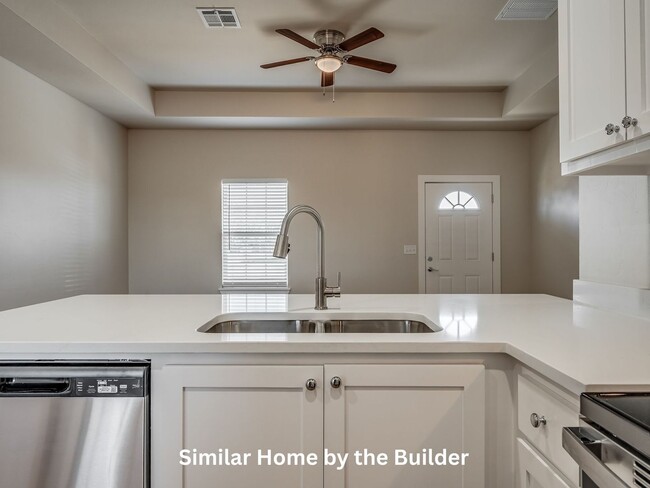 Building Photo - Modern 2-Bed, 2-Bath Rental Home in Chickasha, OK