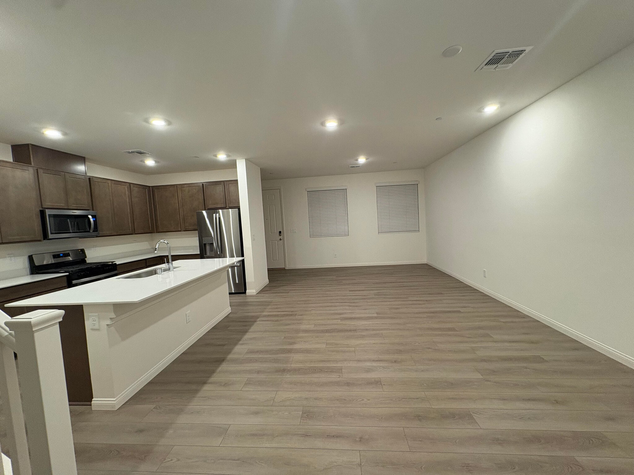 Livingroom - 2485 Rofrano Pl