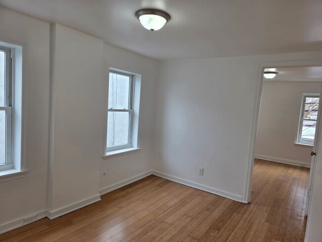 Building Photo - 905 Clifford Brown Walk