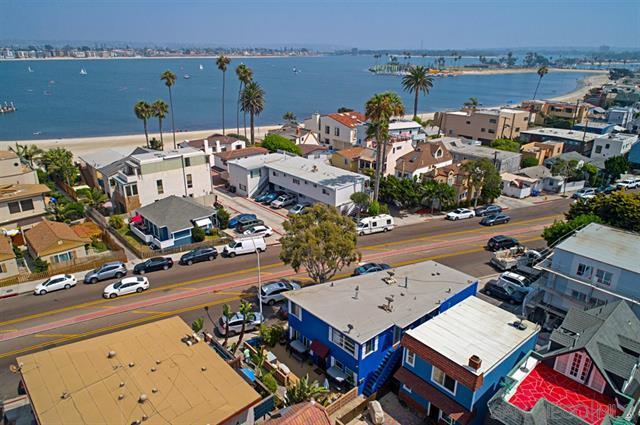 Building Photo - 3944 Mission Blvd