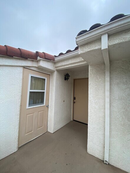 Building Photo - 2623 Antonio Dr