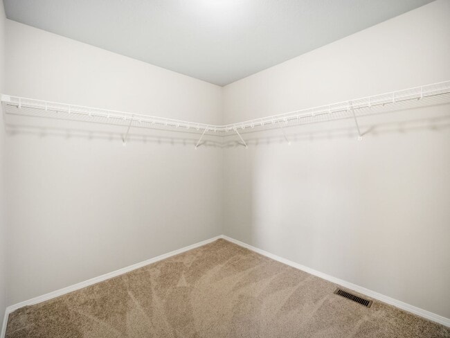 Building Photo - Charming North Spokane Home in a Quiet Neighborhood ? Limited-Time Move-In Special: Half Off Your...