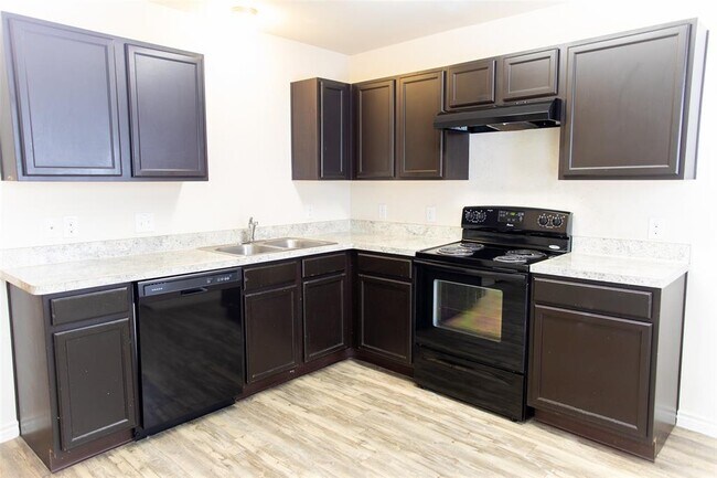 Building Photo - 4013 Bonita Springs Dr