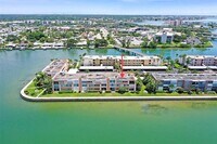 Building Photo - 7560 Bay Island Dr S