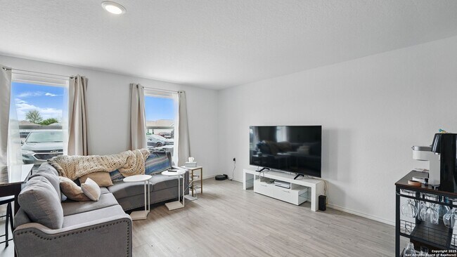 Building Photo - 13423 Pavin Ter