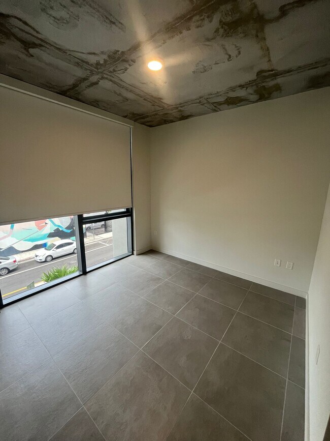 Building Photo - 251 NW 29th St