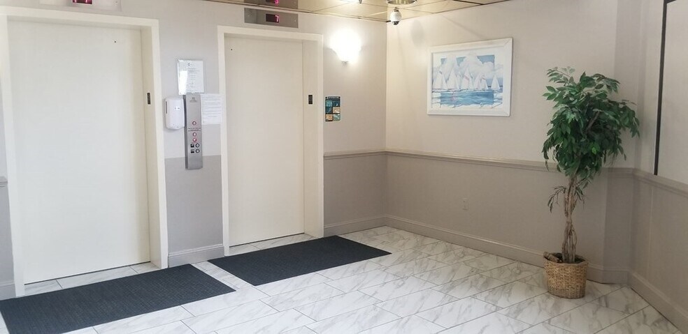 Building Photo - 90 Quincy Shore Dr