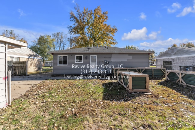 Building Photo - 15796 Kerstyn St