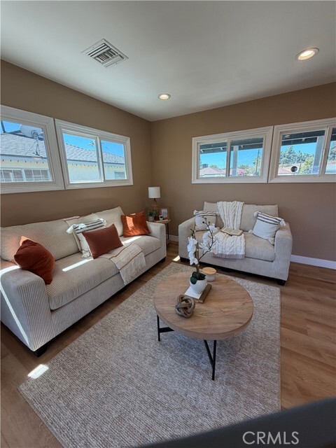 Building Photo - 11012 Marklein Ave