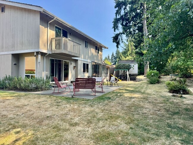 Building Photo - Cul-De-Sac Home