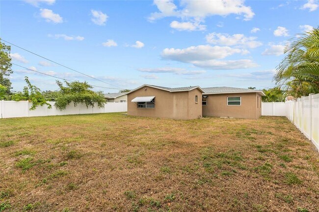 Building Photo - 2700 67th St N