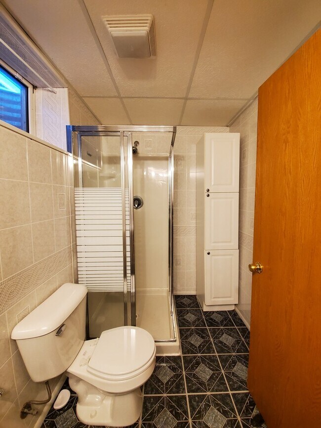 Building Photo - 5017 W Elm Ct