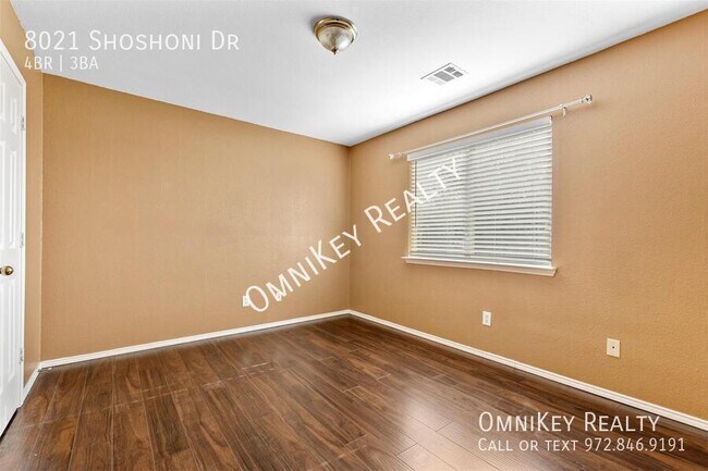 Building Photo - 8021 Shoshoni Dr