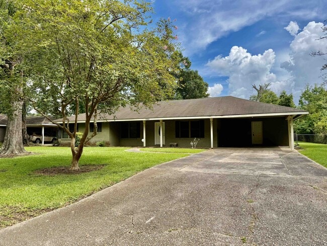 Building Photo - 9384 S Riveroaks Dr