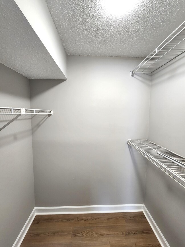 Building Photo - 1406 Wingate Way