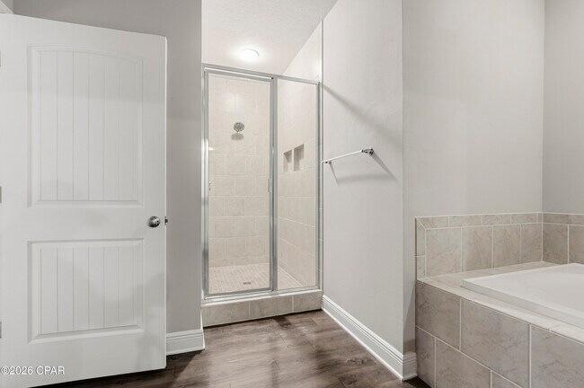 Building Photo - 118 Enchantment Falls Ln