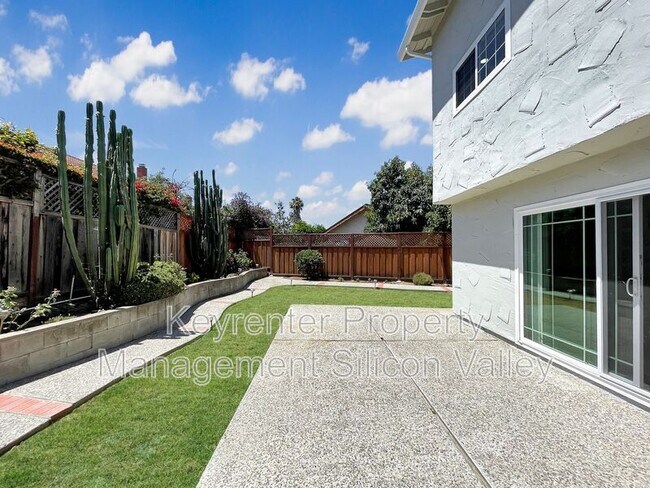 Building Photo - 1806 Blackmore Ct