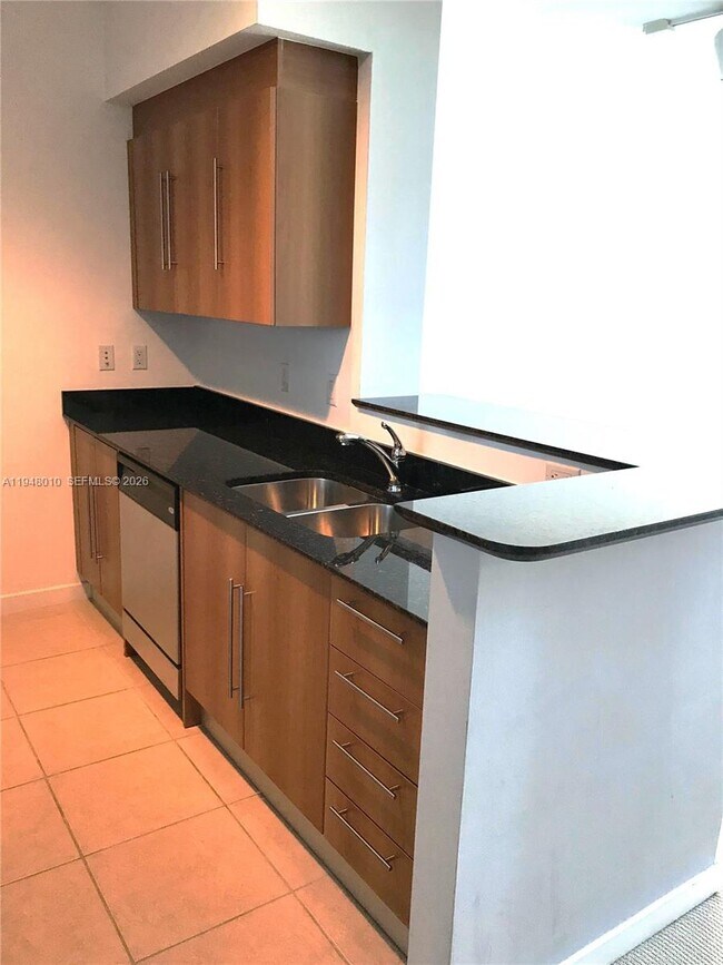 Building Photo - 325 S Biscayne Blvd