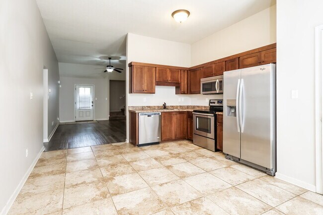 Building Photo - 1405 Shetland Dr