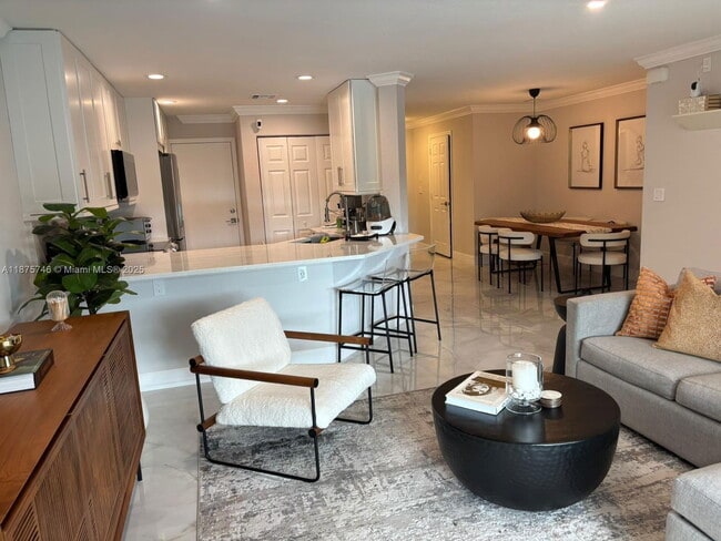 Building Photo - 16207 Sierra Palms Dr