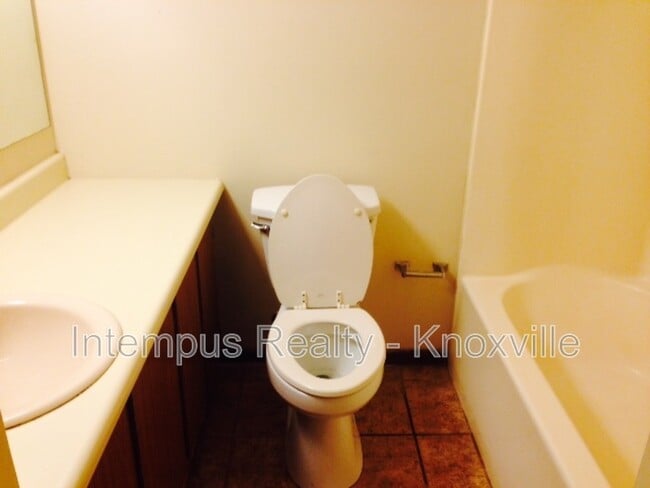 Building Photo - 4308 Bounds Rd NW