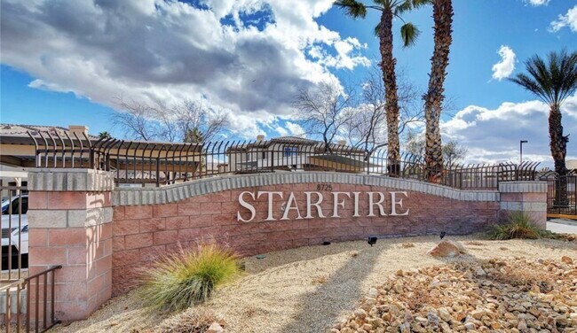 Building Photo - 8725 W Flamingo Rd