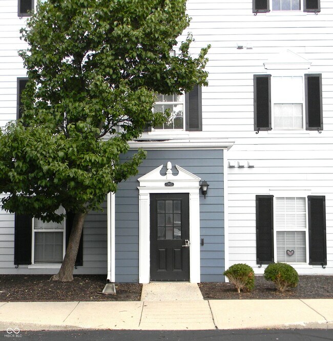 Building Photo - 12923 Tradd St