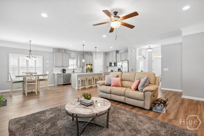 Building Photo - 3 Swallow Tail Cir