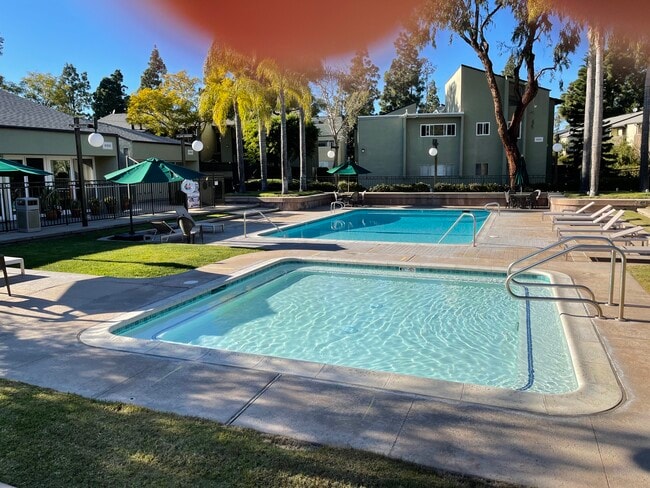 Building Photo - 5001 Stoney Creek Rd