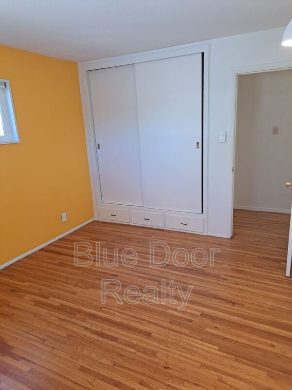 Building Photo - 3416 Parsifal St NE