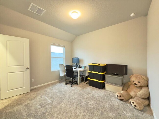 Building Photo - 923 Palo Brea Lp