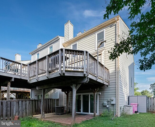 Building Photo - 7353 St Thomas Loop