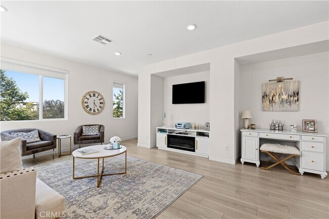 Building Photo - 27553 Sanctuary Ct