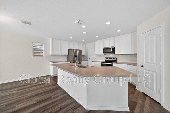 Building Photo - 11234 Amberina