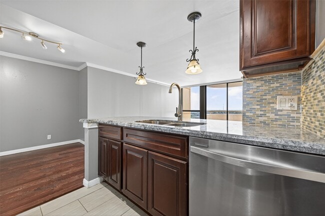 Building Photo - 3525 Sage Rd